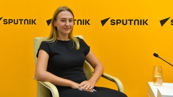 Россия таълим усуллари Ўзбекистон мактаб ўқувчиларига қандай ёрдам бермоқда — видео - Sputnik Ўзбекистон