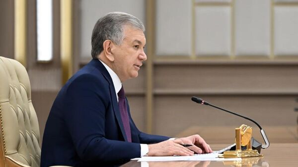 В Узбекистане намерены стабилизировать работу 144 текстильных предприятий, имеющих задолженность по торговому кредиту в $2,2 млрд - Sputnik Узбекистан