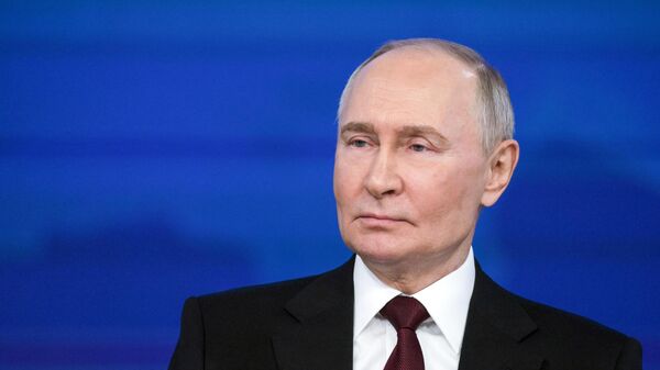 Путин прилетел в Магадан перед встречей с Трампом на Аляске
 - Sputnik Ўзбекистон