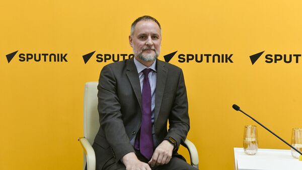 Узбекистан и Россия наращивают промышленную кооперацию - Sputnik Узбекистан