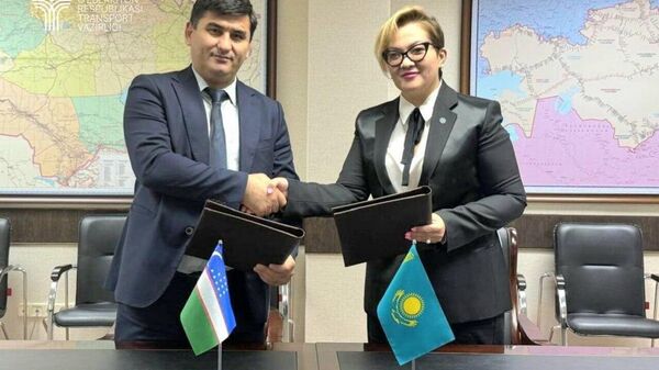 Узбекистан и Казахстан расширяют сотрудничество в авиационной сфере - Sputnik Узбекистан