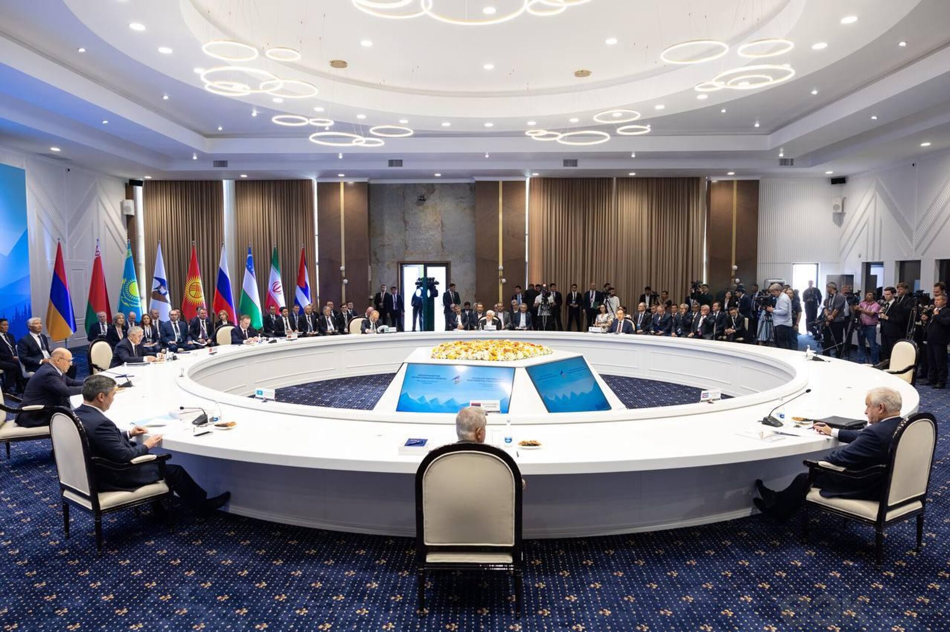 Итоги заседания Евразийского межправительственного совета. - Sputnik Узбекистан, 1920, 16.08.2025