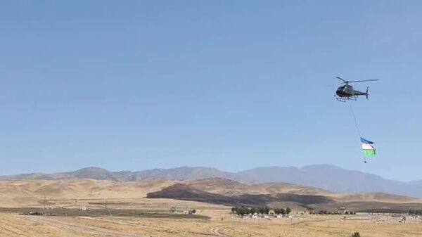 Первым делом - самолеты: в Чирчике состоялось авиашоу, приуроченное ко Дню авиации - Sputnik Узбекистан