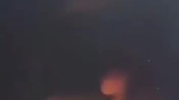 Израиль заявил, что ударил по объекту энергетической инфраструктуры в районе столицы Йемена Саны - Sputnik Узбекистан