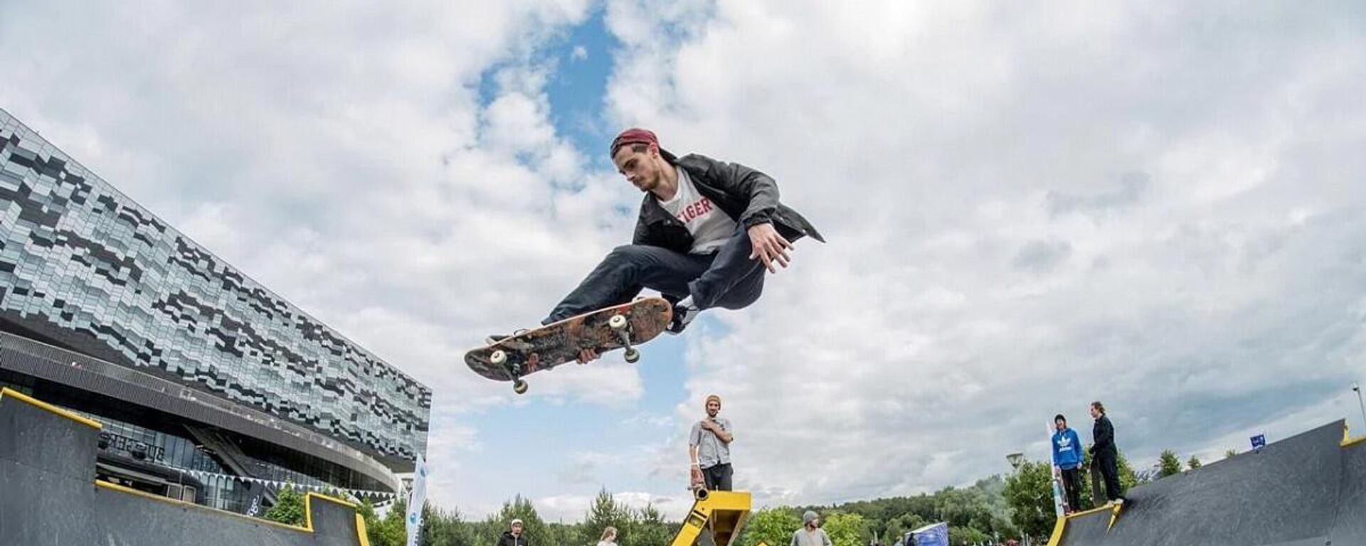 Скейтбординг - Sputnik Узбекистан, 1920, 18.08.2025