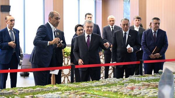 Глава государства ознакомился с презентацией строительных проектов, реализуемых в Новом Ташкенте - Sputnik Узбекистан