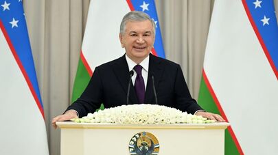 Президент Шавкат Мирзиёев торжественно вручил награды группе предпринимателей, удостоенных почетных званий, орденов и медалей
