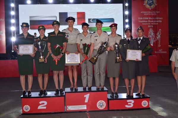 В Самарканде завершился чемпионат мира по триатлону - Sputnik Узбекистан