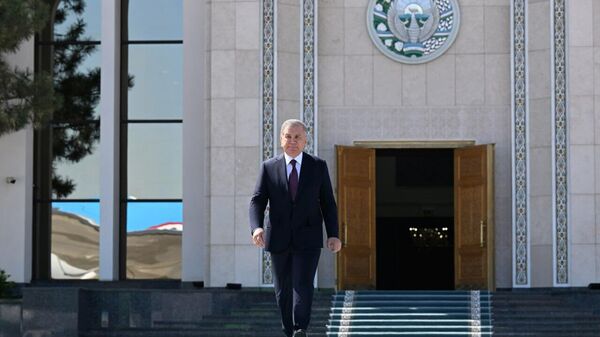 Президент Узбекистана Шавкат Мирзиёев по приглашению Гурбангулы Бердымухамедова отбыл в Туркменистан с рабочим визитом. - Sputnik Узбекистан