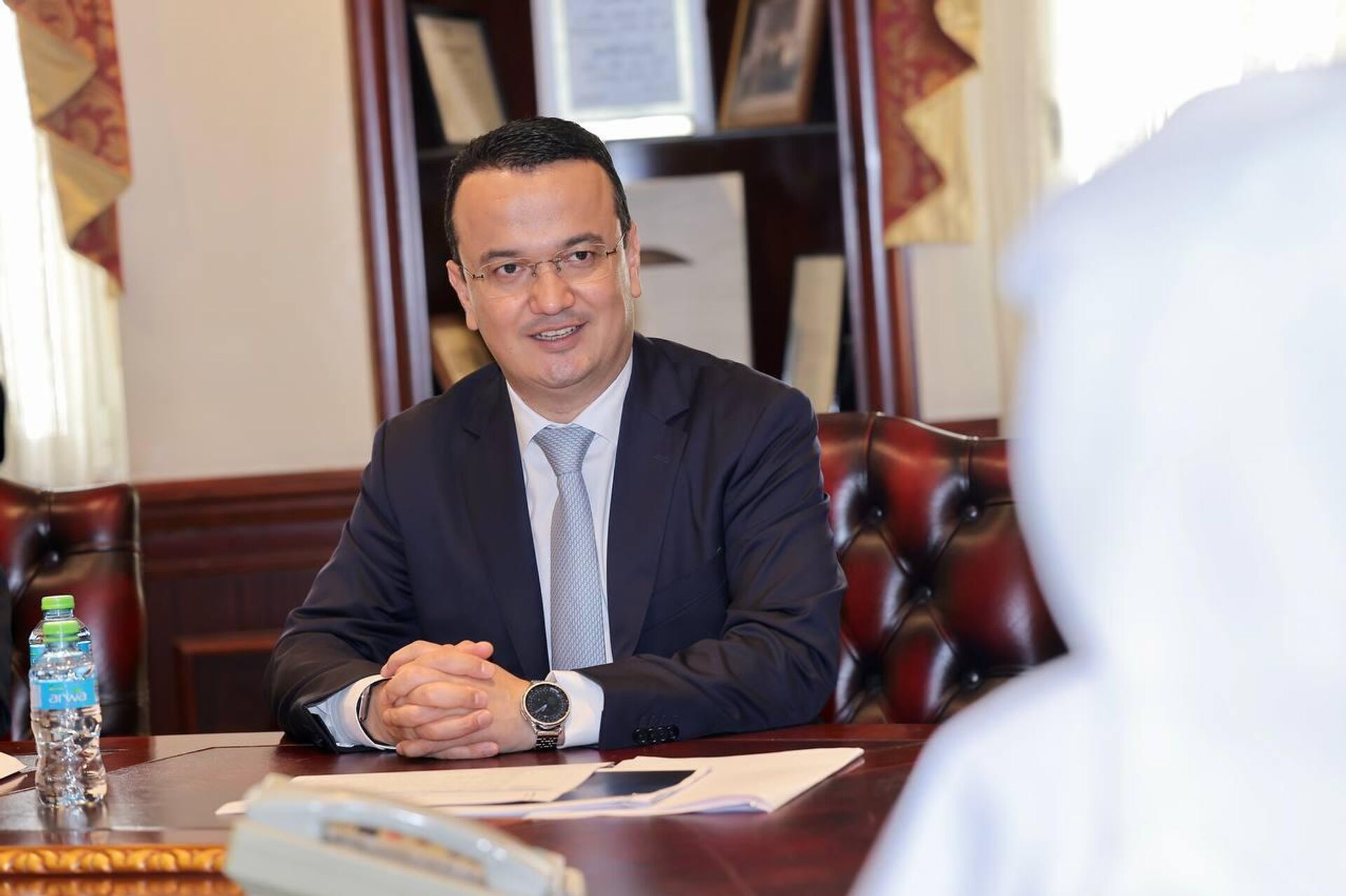 Лазиз Кудратов провёл встречи в Дохе - Sputnik Узбекистан, 1920, 22.08.2025