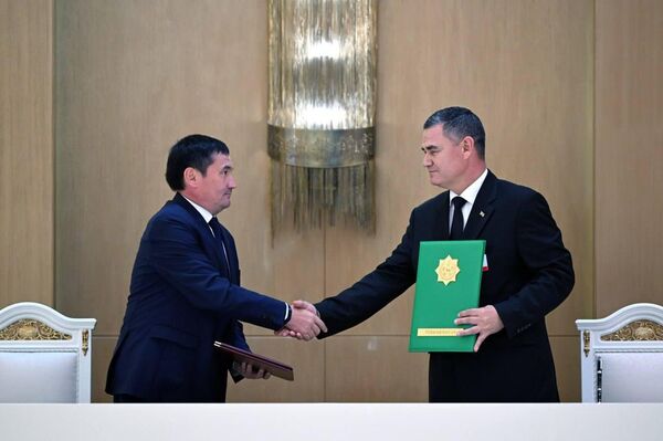 Президент Узбекистана, Национальный лидер туркменского народа и президент Азербайджана приняли Совместное заявление. - Sputnik Узбекистан