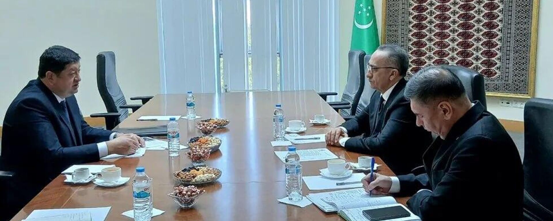 Узбекистан представит свой потенциал на выставке Здравоохранение, образование и спорт, которая пройдет в Ашхабаде 10-12 октября - Sputnik Узбекистан, 1920, 27.08.2025