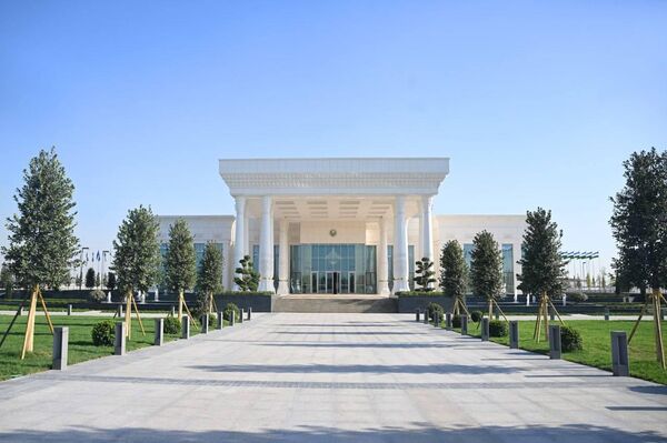 В Ташкенте построили аэропорт Ташкент-Восточный В Ташкенте построили аэропорт Ташкент-Восточный - Sputnik Узбекистан