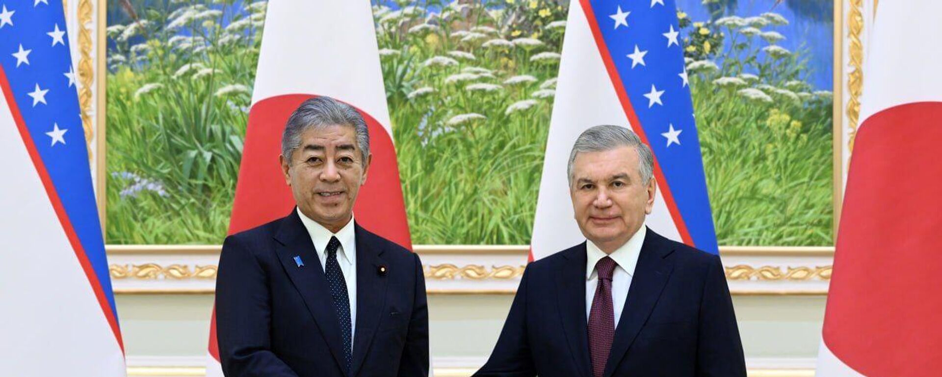 Prezident Uzbekistana 27-avgusta prinyal delegatsiyu vo glave s ministrom inostrannix del Yaponii - Sputnik O‘zbekiston, 1920, 28.08.2025