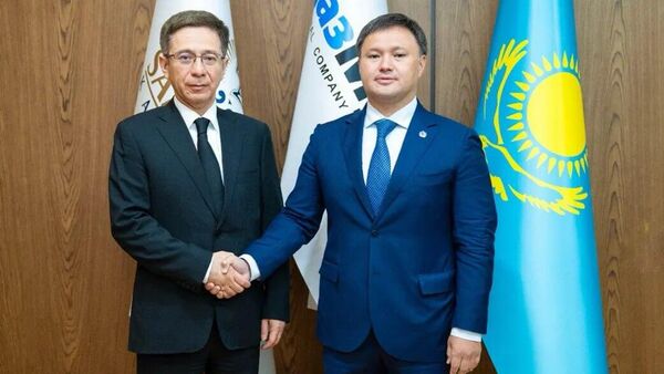 Узбекистан и Казахстан запускают новые совместные проекты в нефтегазовой и химической отраслях - Sputnik Узбекистан