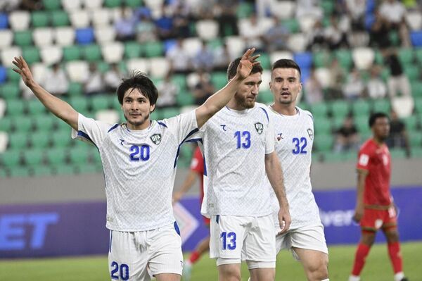 Сборная Узбекистана по футболу начала турнир CAFA с ничьей с командой Омана Сборная Узбекистана по футболу начала турнир CAFA с ничьей с командой Омана - Sputnik Ўзбекистон