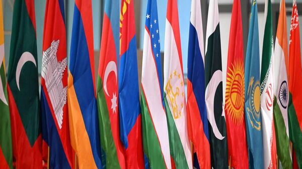 Flagi ShOS - Sputnik O‘zbekiston