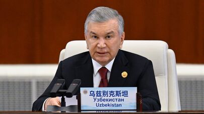  Президент Узбекистана Шавкат Мирзиёев на встрече в формате "ШОС плюс"