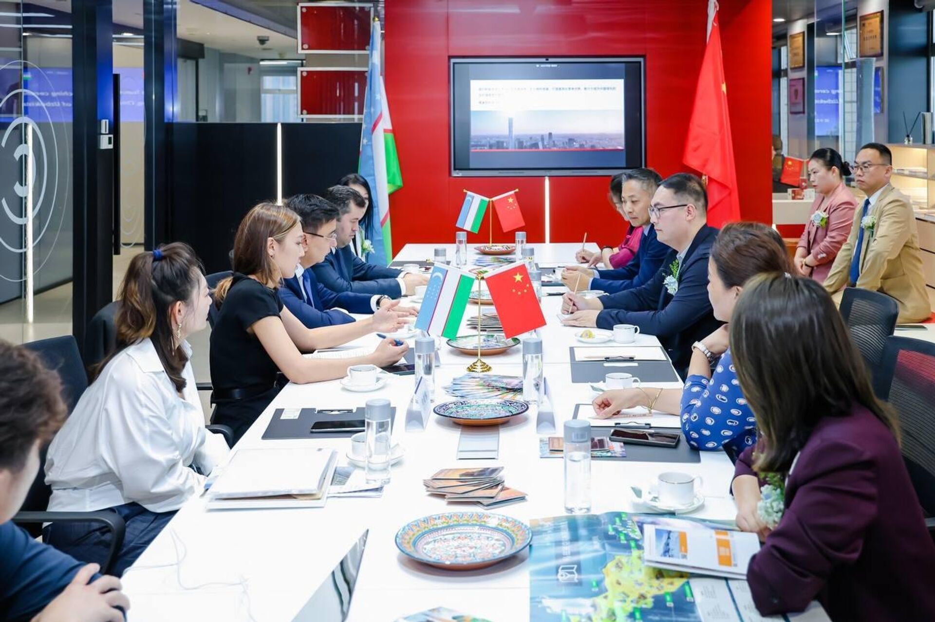 В Пекине открылся Туристический офис Узбекистана  - Sputnik Узбекистан, 1920, 02.09.2025