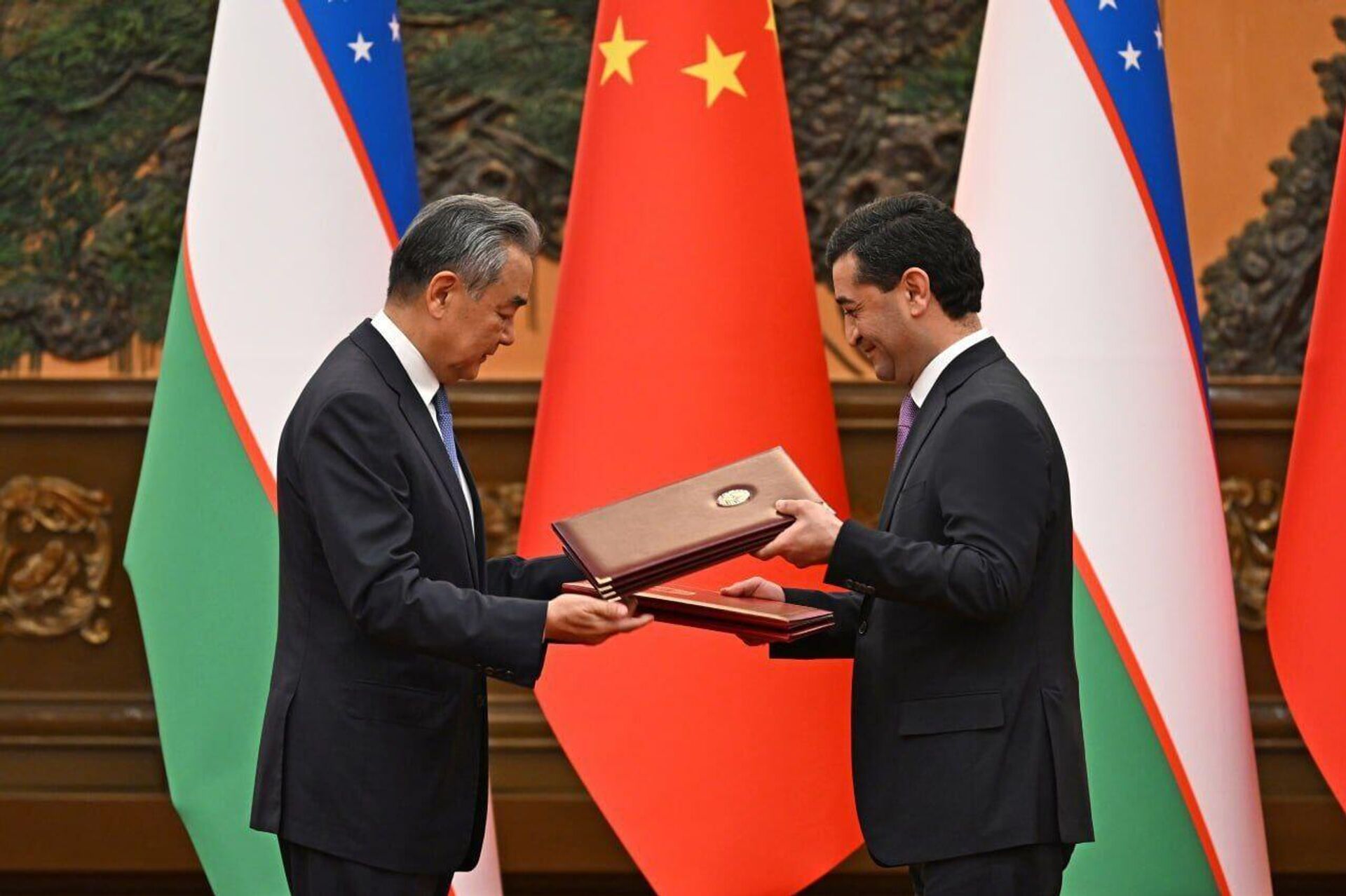 Итоги переговоров лидеров Узбекистана и Китая - Sputnik Узбекистан, 1920, 02.09.2025