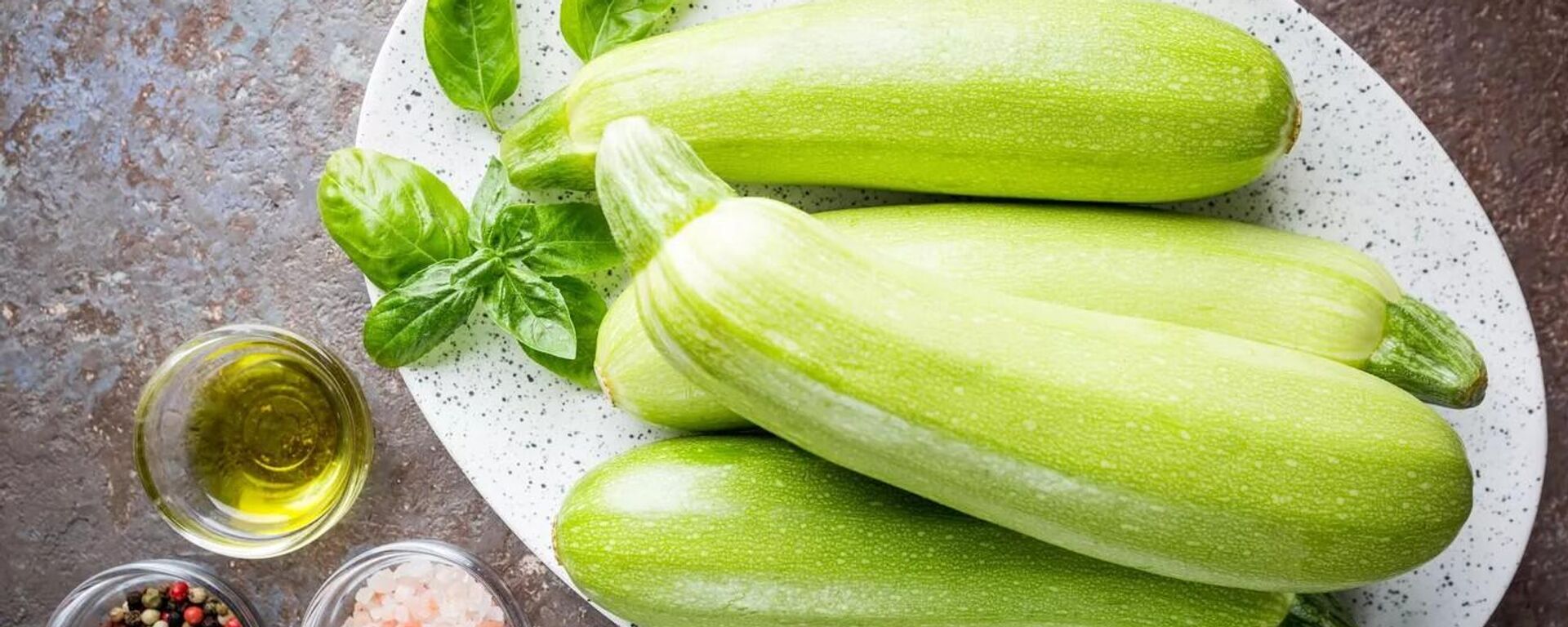 Кабачки - Sputnik Узбекистан, 1920, 02.09.2025