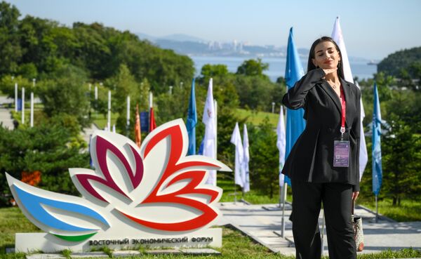 Владивостокда Шарқий иқтисодий форум (ШИФ-2025) бошланди. - Sputnik Ўзбекистон