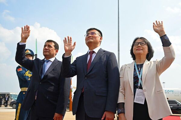 Официальный визит президента Узбекистана в Китай завершился - Sputnik Узбекистан