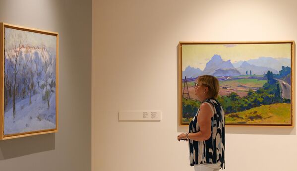 В Ташкенте открылась выставка к 120-летию Урала Тансыкбаева - Sputnik Узбекистан