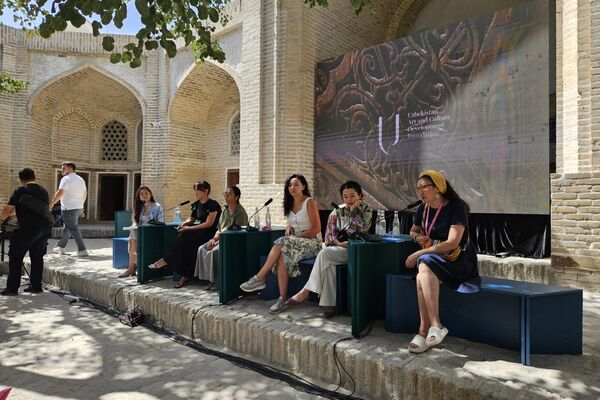 Международное биеннале современного искусства в Бухаре - Sputnik Узбекистан