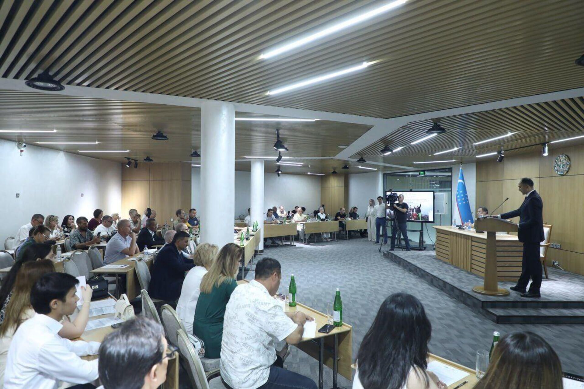 Круглый стол на тему Активный и спортивный туризм в Узбекистане - Sputnik Узбекистан, 1920, 06.09.2025