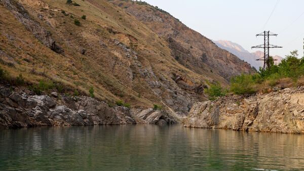 Река Коксу - Sputnik Узбекистан