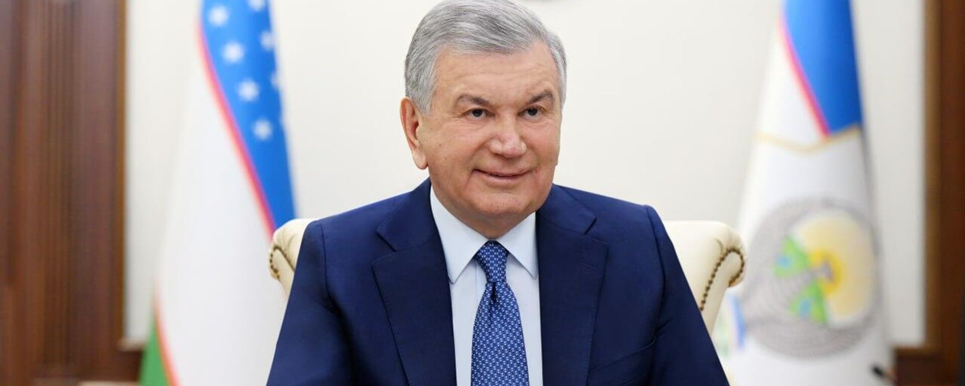 Президент Шавкат Мирзиёев ознакомился с презентацией по вопросам реформирования системы образования. - Sputnik Ўзбекистон, 1920, 08.09.2025