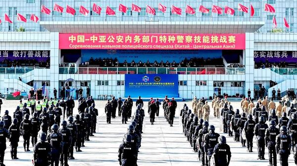 Узбекистан принимает участие в первых международных соревнованиях спецподразделений стран ЦА и Китая - Sputnik Узбекистан