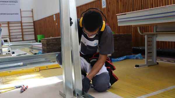 🪚 В Самарканде проходят соревнования среди мастеров гипсокартона - Sputnik Узбекистан