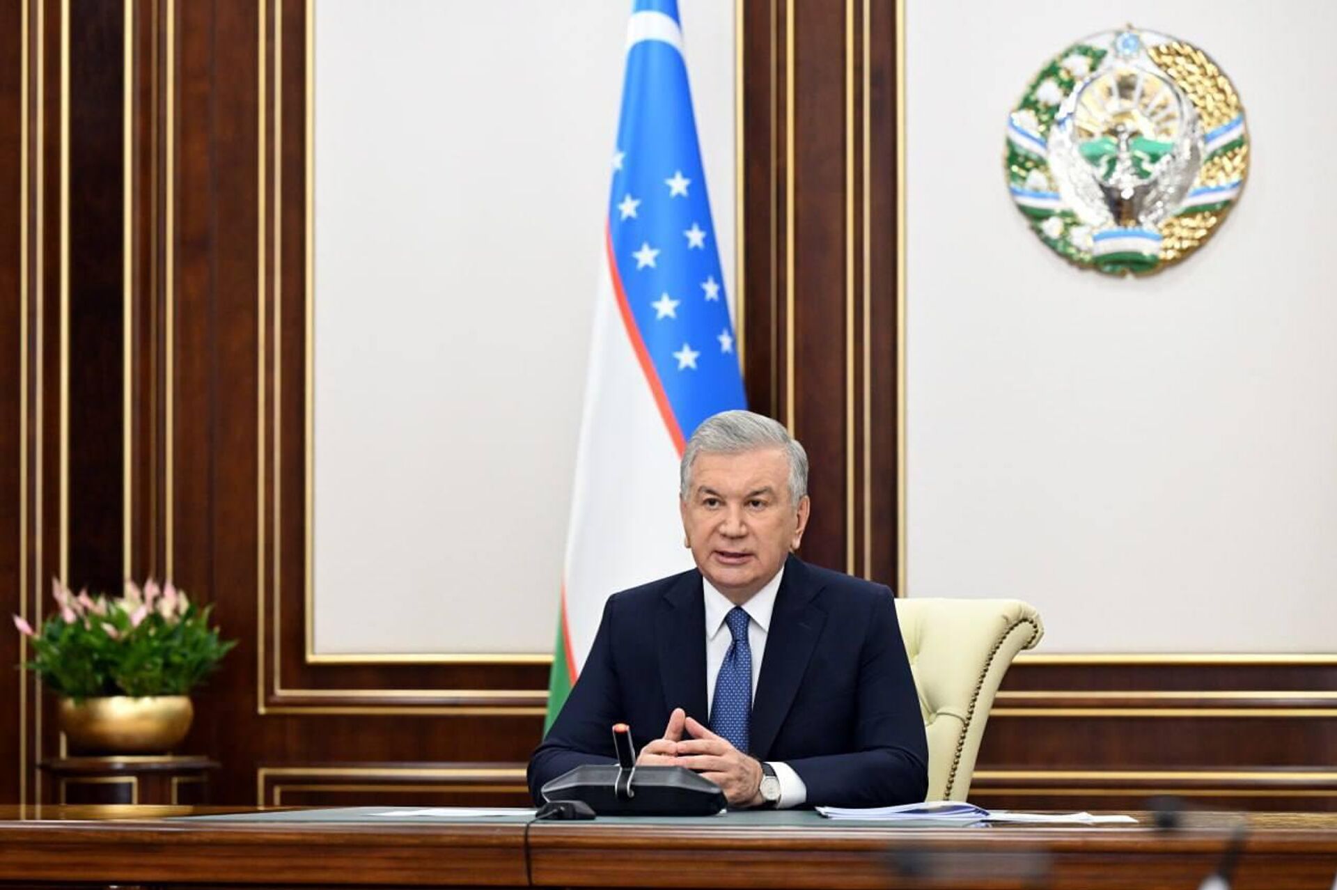 Президент Шавкат Мирзиёев провёл совещание по эффективности реформ и новым планам в Ташкентской области - Sputnik Узбекистан, 1920, 12.09.2025