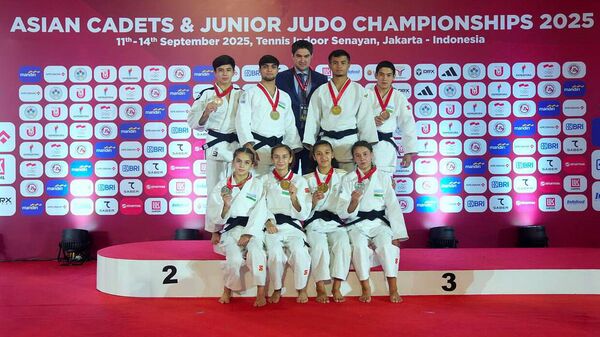 Наши юные дзюдоисты успешно стартовали на чемпионате Азии  - Sputnik Узбекистан