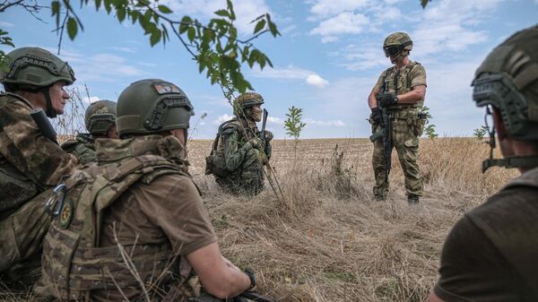 Подготовка штурмовых подразделений группировки войск Днепр на Запорожском направлении - Sputnik Ўзбекистон