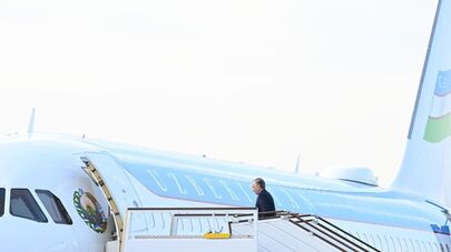 Шавкат Мирзиёев отбыл в Наманганскую область, сообщает пресс-служба президента