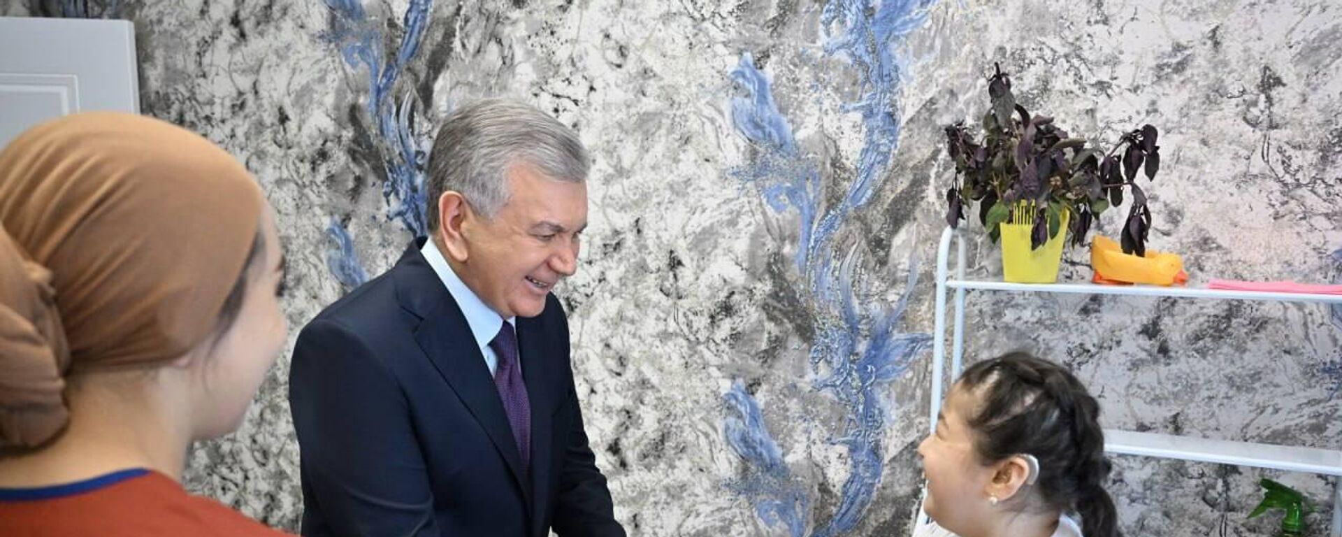 Президент ознакомился с новыми службами, внедряемыми в сфере социальной защиты.
 - Sputnik Ўзбекистон, 1920, 16.09.2025