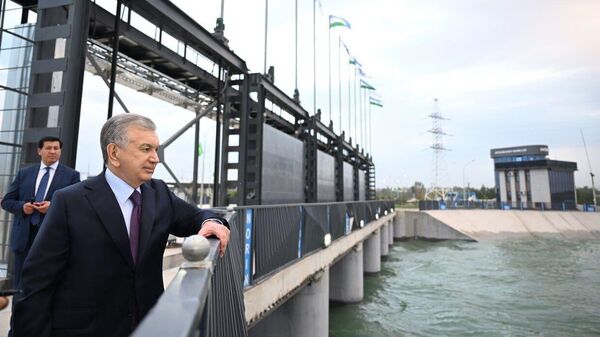 В Узбекистане запустили в работу первую полностью отечественную ГЭС - Sputnik Узбекистан