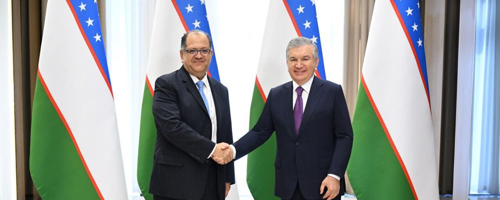 Shavkat Mirziyoyev prinyal globalnogo direktora Vsemirnogo banka - Sputnik O‘zbekiston, 1920, 17.09.2025