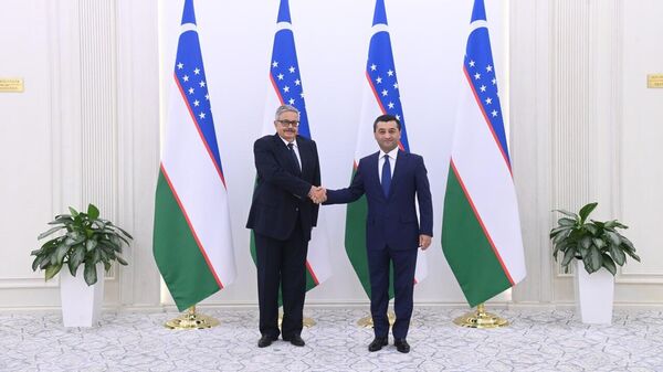 Бахтиёр Саидов принял верительные грамоты от нового посла России - Sputnik Узбекистан