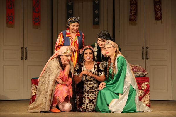 Самаркандский театр покоряет Россию - Sputnik Узбекистан