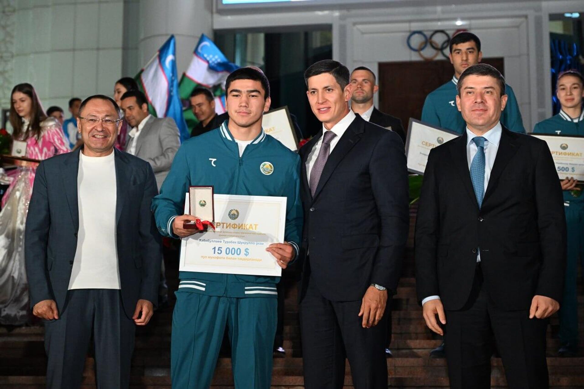 Спортсмены, добившиеся высоких результатов на чемпионатах мира, были награждены - Sputnik Ўзбекистон, 1920, 19.09.2025