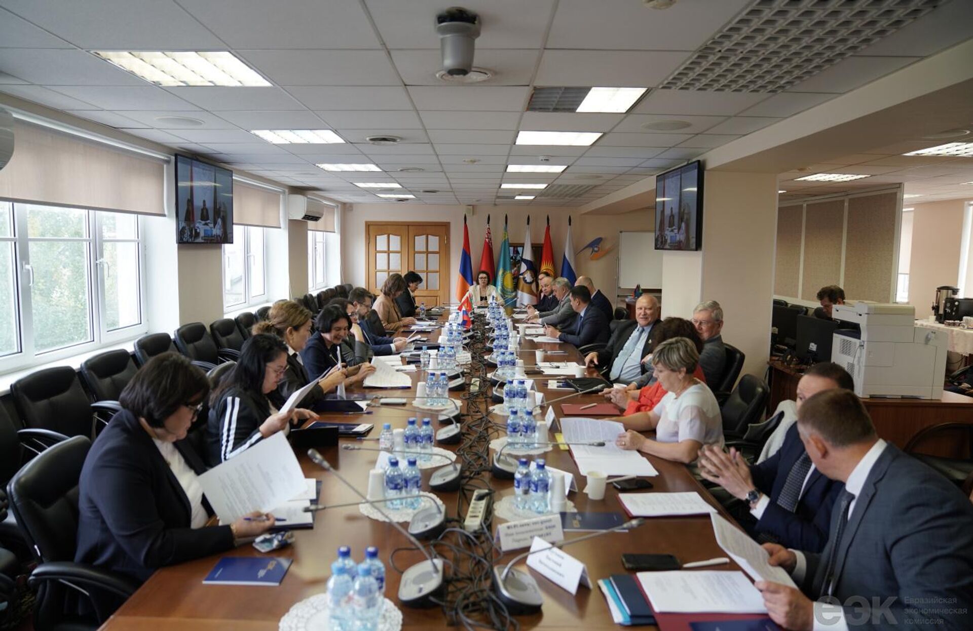 В Москве состоялось VIII заседание Консультативного комитета ЕАЭС.  - Sputnik Узбекистан, 1920, 19.09.2025