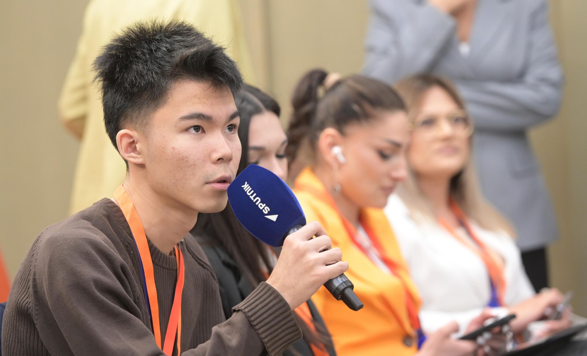 Участники SputnikPro на Зубовском - Sputnik Узбекистан, 1920, 20.09.2025