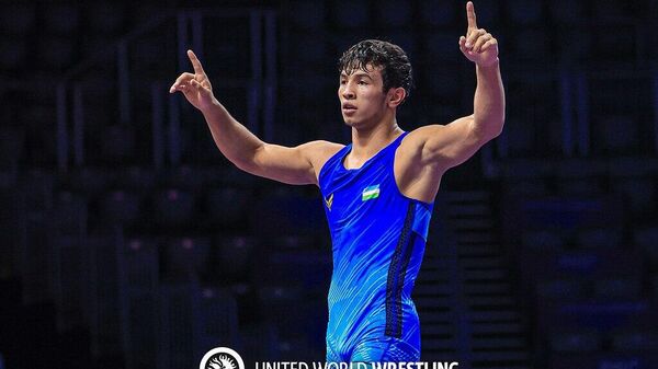 Сборная Узбекистана завоевала еще 2 медали на чемпионате мира по спортивной борьбе в Хорватии - Sputnik Ўзбекистон
