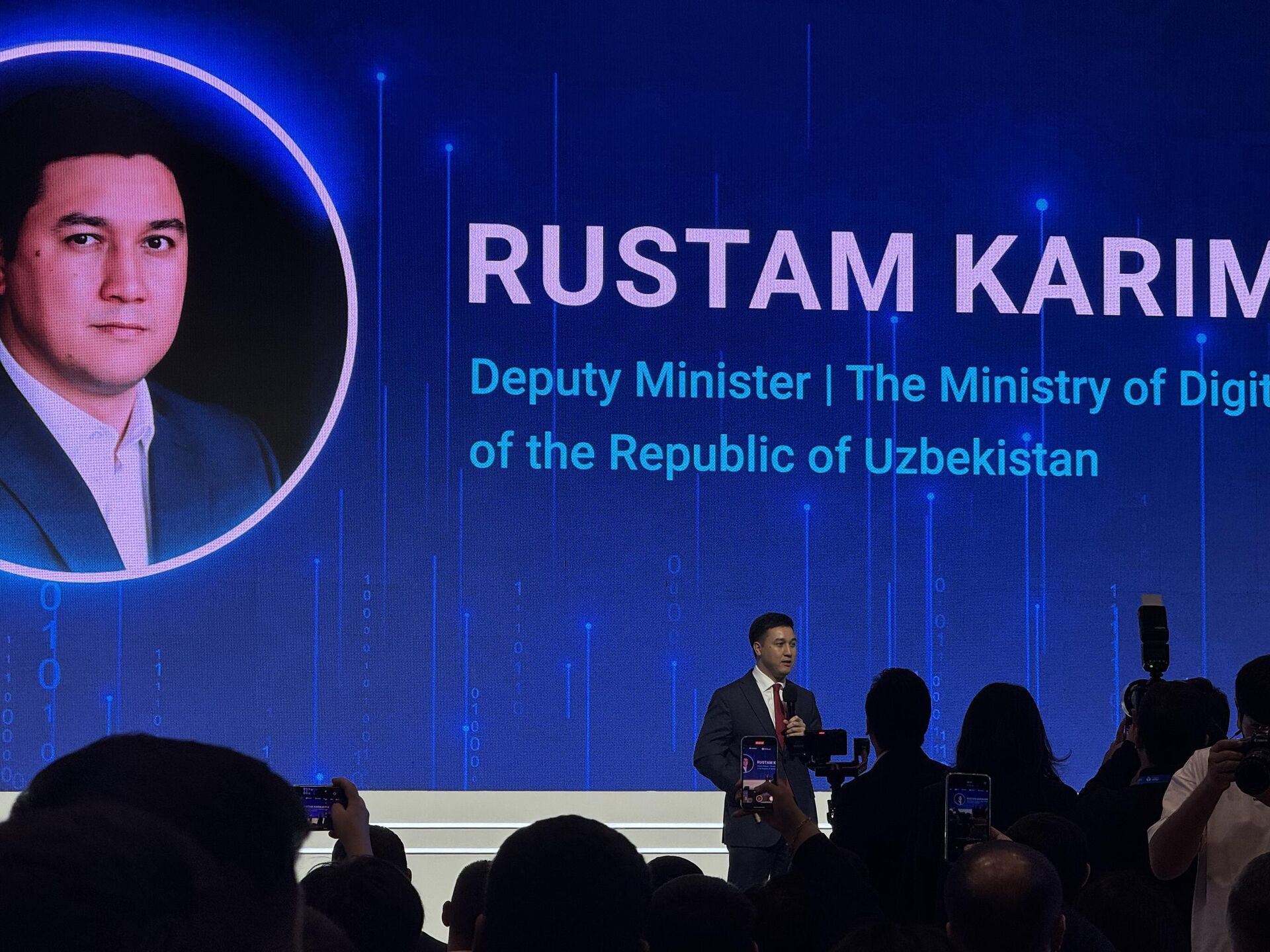 В Ташкенте проходит ICT Week Uzbekistan 2025 В Ташкенте проходит ICT Week Uzbekistan 2025 - Sputnik Узбекистан, 1920, 24.09.2025