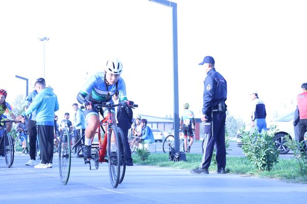 В Самарканде стартовал чемпионат Узбекистана по паравелоспорту - Sputnik Узбекистан