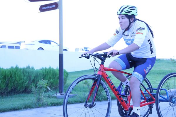 В Самарканде стартовал чемпионат Узбекистана по паравелоспорту - Sputnik Узбекистан